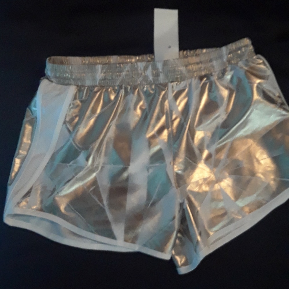 Under Armour shorts NWT